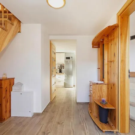 Vakantiehuis In Domyslow Near